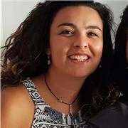 Profesora imparte clases a niños y niñas de todas las edades hasta la ESO